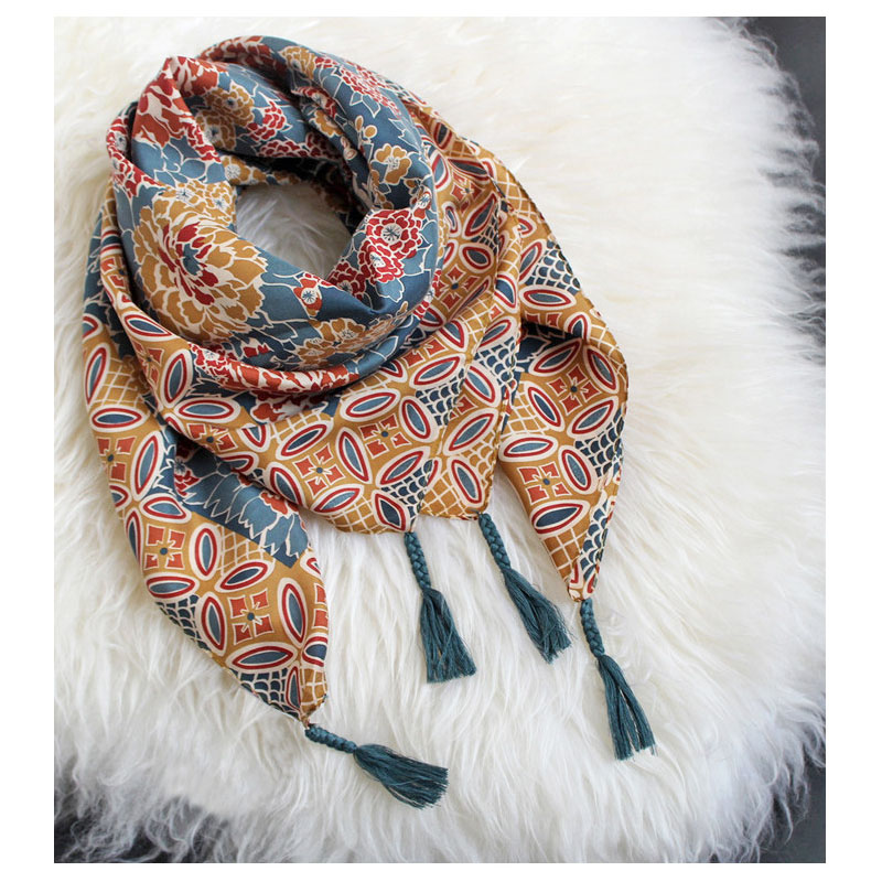 France A small minority romantic literature Large silk scarf mulberry silk Retro Ethnic style peony Silk scarvesin the Accessories/Leather belt/Hat/Muffler , Muffler/Scarves/Shawl category - from Buy2taobao.com to provide professional Taobao agent buy service