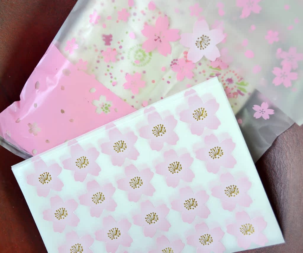 Tricks Gilding cherry blossoms Self adhesive Sticker packing Sealer Gift box decorate Optical film Self adhesive 100 Goldin the Personalized custom/Design Services/DIY , Custom packaging supplies , Packing tape/Stickers/Tag category - from Buy2taobao.com to provide professional Taobao agent buy service