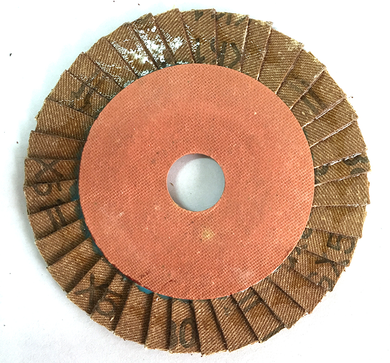 砂布轮 百叶轮 抛光轮 100mm 4寸在类目 五金/工具, 手动工具, 其他手动工具, 钢丝刷中 - 来自Buy2taobao.com提供专业的淘宝代购服务