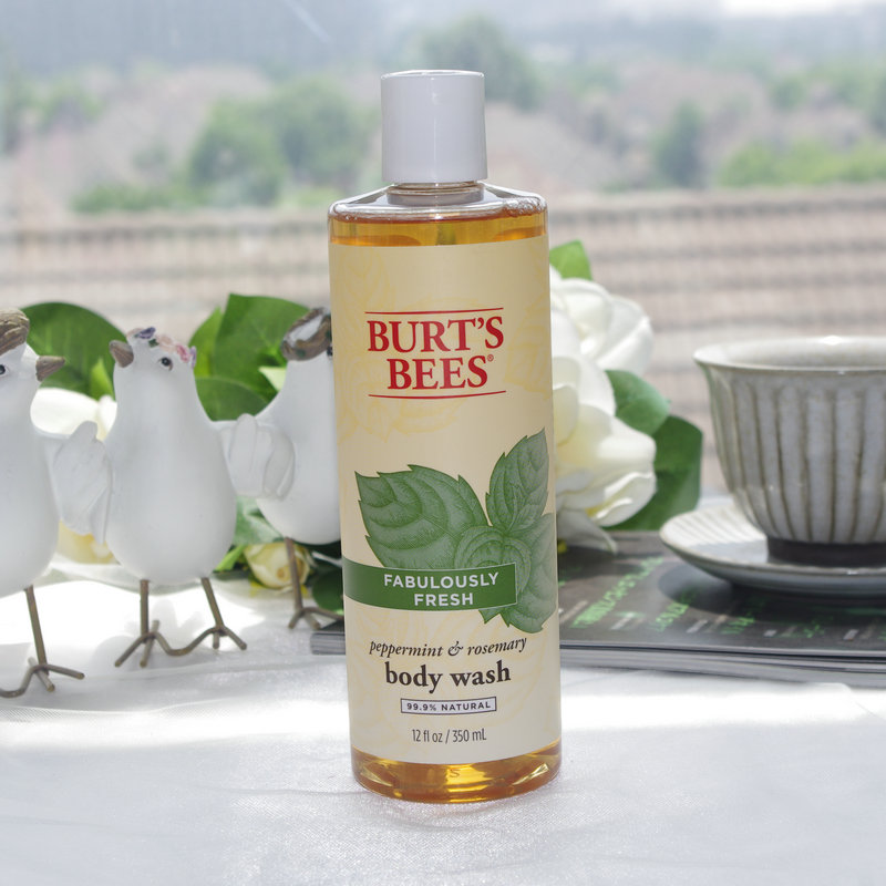 美国Burt's Bees小蜜蜂薄荷迷迭香味天然沐浴露孕妇男女可用在类目 洗护清洁剂/卫生巾/纸/香薰, 洗发沐浴/个人清洁, 身体清洁, 沐浴露中 - 来自Buy2taobao.com提供专业的淘宝代购服务