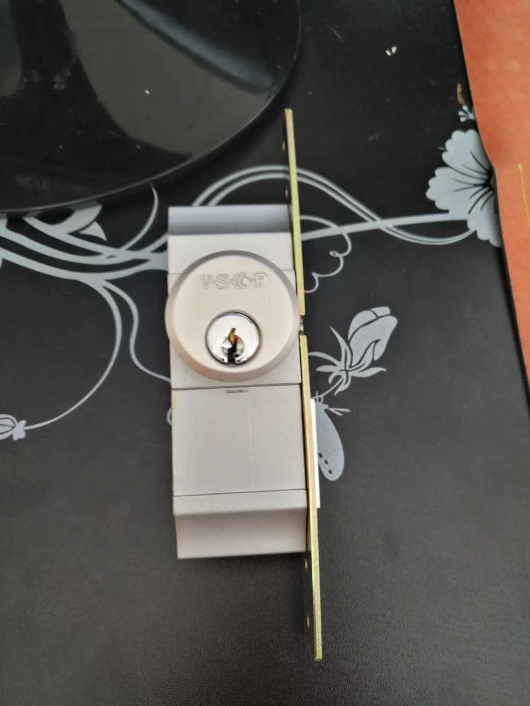 肯德基专用门锁不锈钢门门锁铝合金门门锁有框门门锁|msdalam kategori bahan binaan asas, Home Hardware, kunci, kunci mekanikal - dari Buy2taobao.com untuk memberikan perkhidmatan ejen Taobao profesional membeli