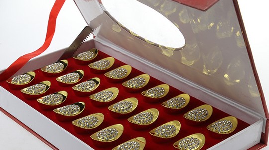 Alloy with drill Diamonds Gold bullions Silver ingots Fortune Feng shui ornamentsin the Accessories/Fashion Jewelry, Decoration category - from Buy2taobao.com to provide professional Taobao agent buy service