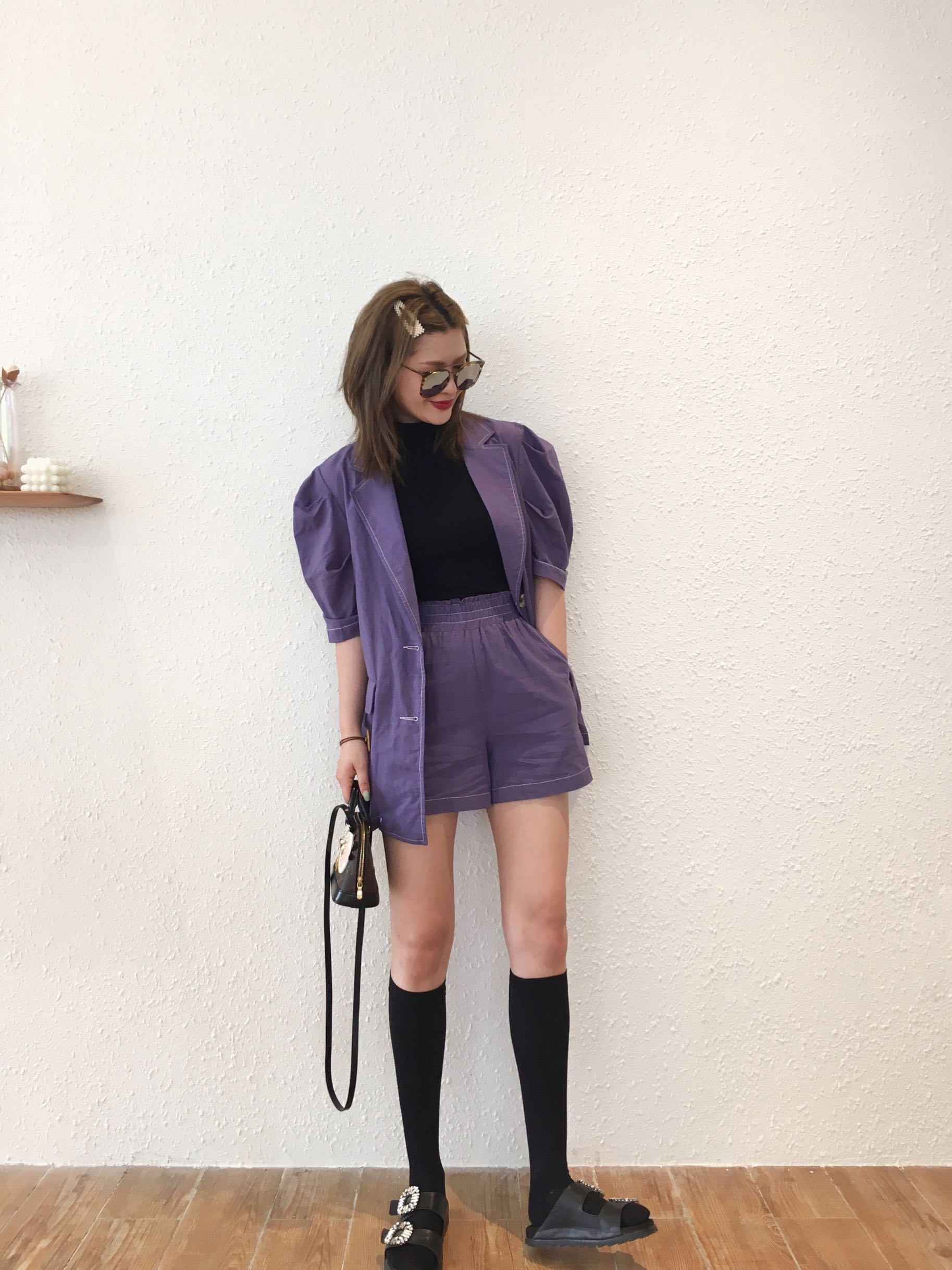 T12 bishop sleeve Shrug one's shoulders suit shorts suitin the Women's clothing/Boutique , Suit category - from Buy2taobao.com to provide professional Taobao agent buy service