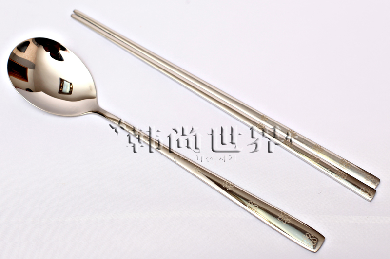 the republic of korea Stainless steel chopsticks Korean solid Iron chopsticks Dipper Flat chopsticksin the Tableware , Tableware , Chopsticks category - from Buy2taobao.com to provide professional Taobao agent buy service