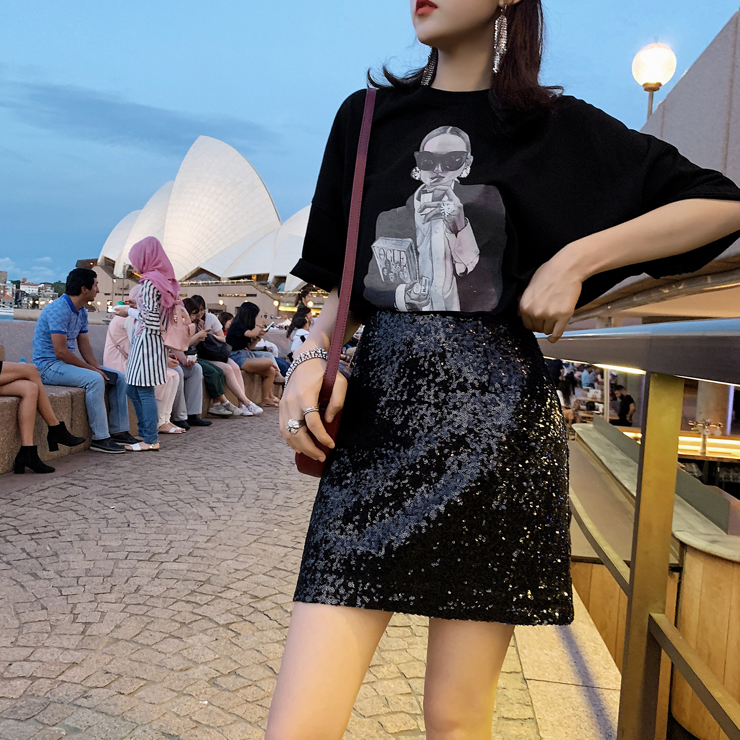 2019 spring clothes new pattern Women Skirts Korean Edition Paige black Sequins Short skirt fashion Sparkling skirt A word skirtin the Women's clothing/Boutique , Skirts category - from Buy2taobao.com to provide professional Taobao agent buy service