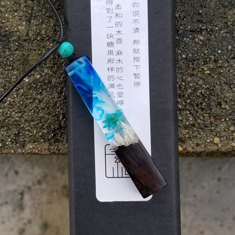 己木原創樹脂與木微景觀吊墜情侶項鏈秋冬毛衣鏈漸變花叢木質飾品在類目 飾品/流行首飾/時尚飾品新, 項墜/吊墜中 - 來自Buy2taobao.com提供專業的淘寶代購服務