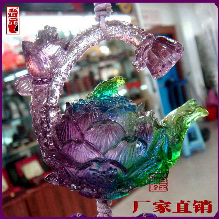 正品古法琉璃汽车香水瓶挂件金蟾聚财莲花壶立体双面高档车挂饰品在类目 汽车/用品/配件/改装, 汽车用品/内饰品, 车挂中 - 来自Buy2taobao.com提供专业的淘宝代购服务