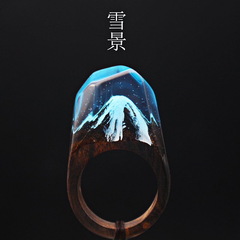 术立创意雪山檀木项链树脂微景情侣吊坠时尚简约百搭定制生日礼物在类目 饰品/流行首饰/时尚饰品新, 项坠/吊坠中 - 来自Buy2taobao.com提供专业的淘宝代购服务