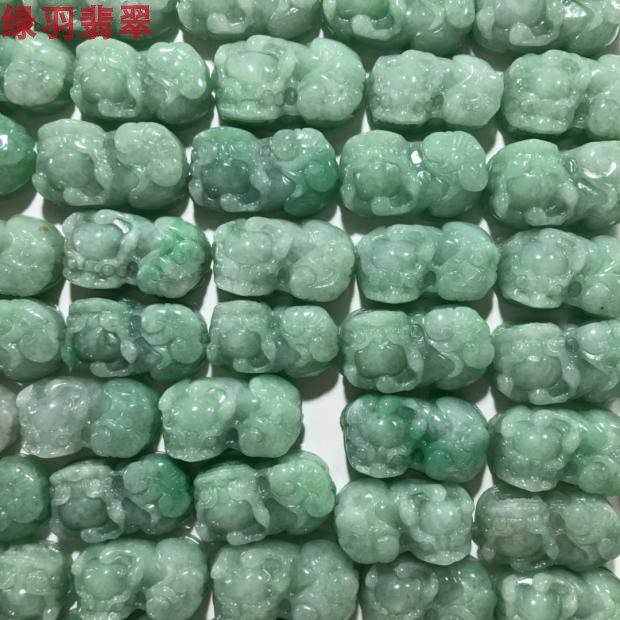 绿羽翡翠貔貅玉石大霸王飘花阳绿守财冰种招财转运男女款摆件貔貅在类目 珠宝/钻石/翡翠/黄金, 翡翠(新), 颈饰中 - 来自Buy2taobao.com提供专业的淘宝代购服务