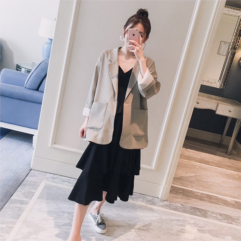 maternity dress 2019 spring clothes new pattern Korean Edition Lapel Solid pocket fashion leisure time pregnant woman Freaky Small suit coatin the Maternity/Maternal supplies/Nutrition , Maternity , Coat/Windbreaker category - from Buy2taobao.com to provide professional Taobao agent buy service