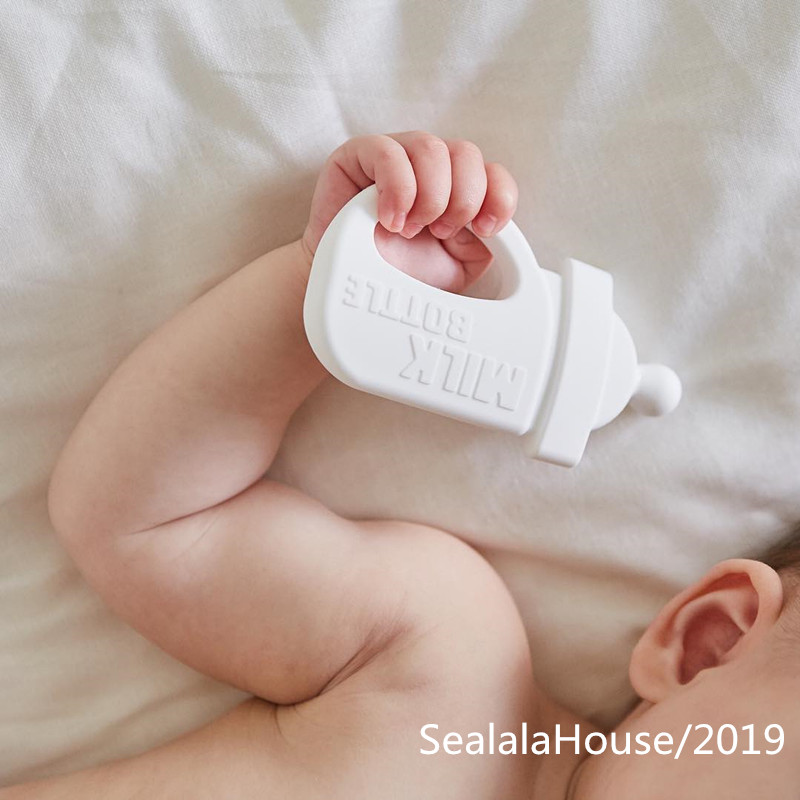 the republic of korea crudely manufactured Imported baby soft edible silica gel Feeding bottle modelling Dental gum baby Molar stickin the Diapers/Care/Feeding/Push lathe , Teether/Toothbrush/Toothpaste , Teether category - from Buy2taobao.com to provide professional Taobao agent buy service