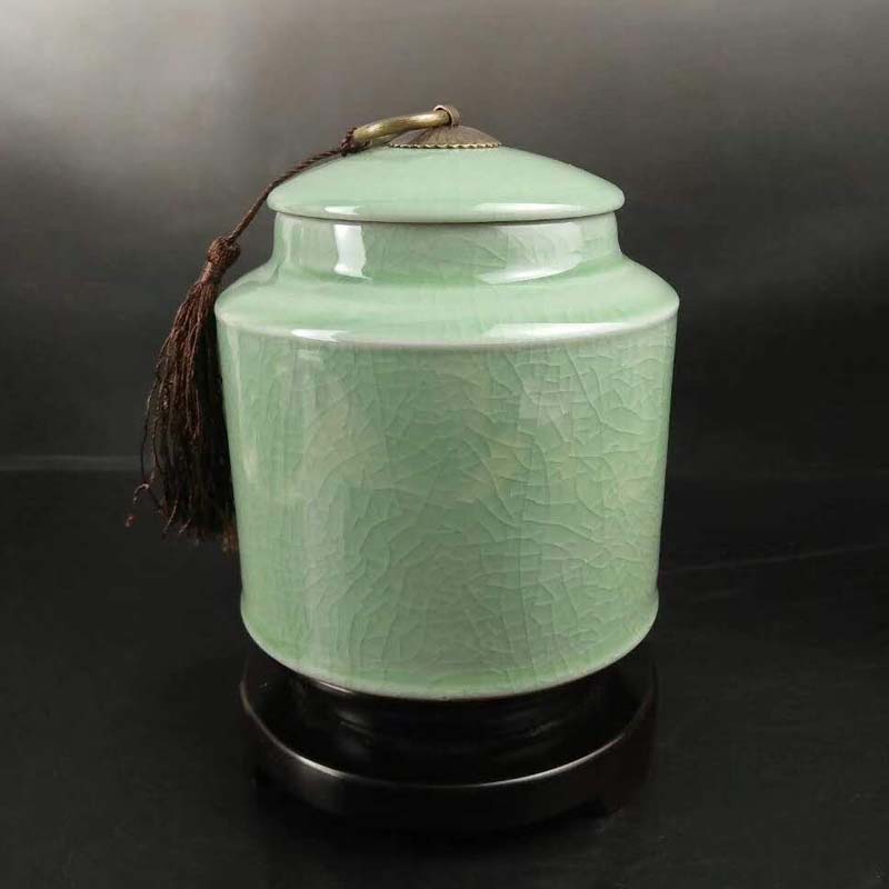 新年 半斤包装青瓷 茶叶罐 防潮密封功夫茶普洱 铁观音储存罐 改在类目 餐饮具, 茶具, 茶叶罐中 - 来自Buy2taobao.com提供专业的淘宝代购服务