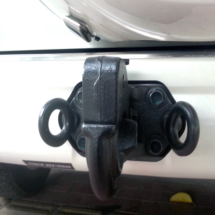 03-19 Toyota Prado Trailer hook Middle Version overbearing 2700 4000 Rogue hook Moddingin the Car/Articles/Fitting/Refit , Auto Parts and Accessories , Other automotive interior parts category - from Buy2taobao.com to provide professional Taobao agent buy service