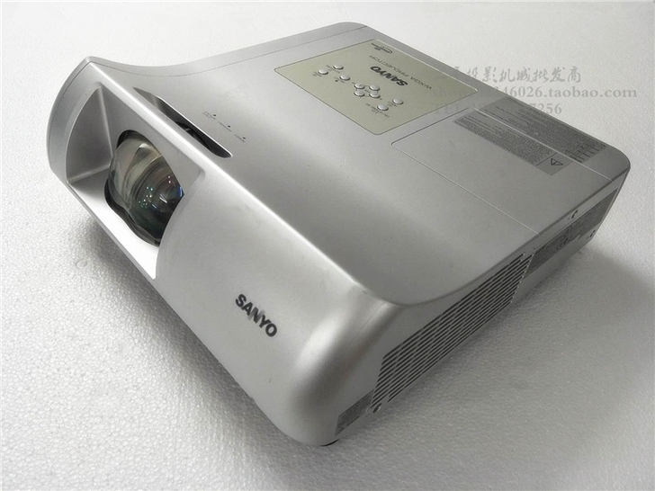 三洋PLC-WL2500A短焦家用办公投影仪 二手投影仪高清无线手机同屏在类目 办公设备/耗材/相关服务, 投影机中 - 来自Buy2taobao.com提供专业的淘宝代购服务