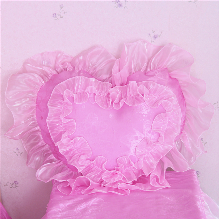 Korean high-grade Satin Pink Lace Heart-shaped pillow Square Pillow Containing core Wedding pillowin the Home Fabric , Pillow/Pillow category - from Buy2taobao.com to provide professional Taobao agent buy service