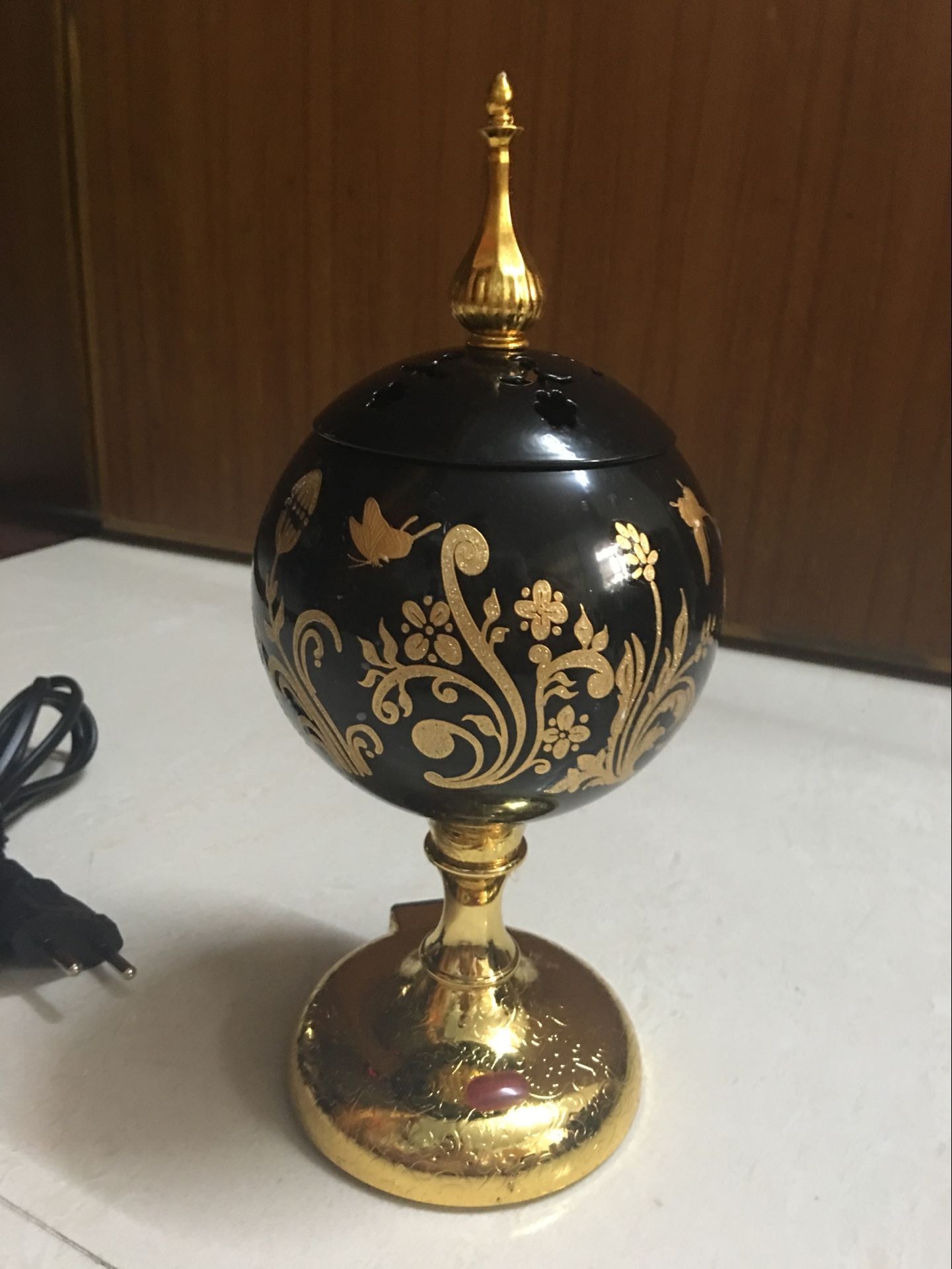 electric incense burner中東香爐阿拉伯熏香爐穆斯林用品清真寺在類目 特色手工藝, 宗教工藝品, 伊斯蘭教工藝品中 - 來自Buy2taobao.com提供專業的淘寶代購服務