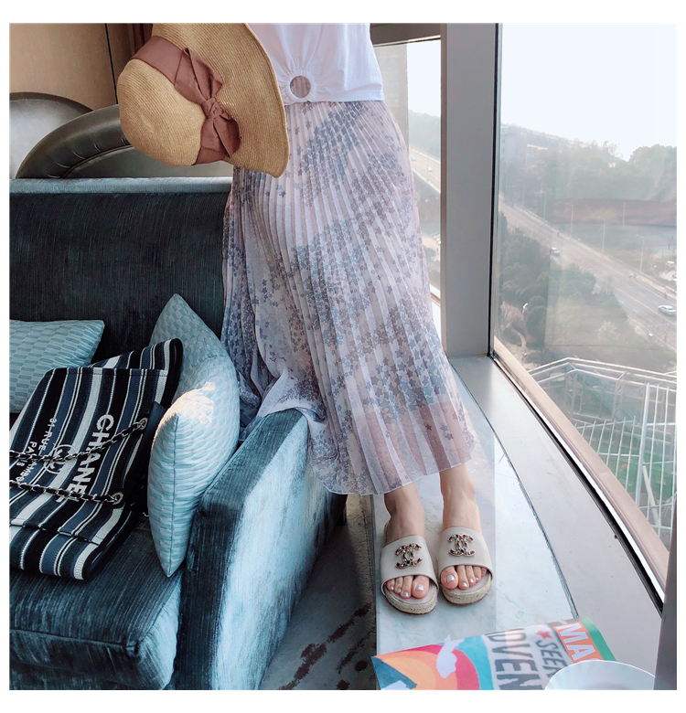 Chenyi skirt 2019 new pattern skirt Korean Edition Mid length version Star Print Versatile Pleated skirtin the Women's clothing/Boutique , Skirts category - from Buy2taobao.com to provide professional Taobao agent buy service