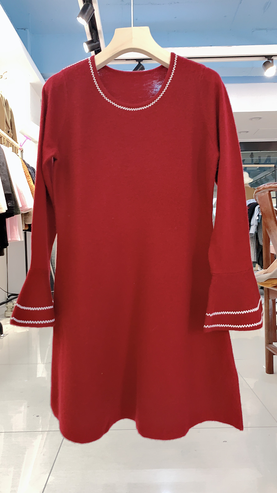 特价不退换 喇叭袖修身羊毛连衣裙|msdalam kategori Butik wanita / wanita, sweater - dari Buy2taobao.com untuk memberikan perkhidmatan ejen Taobao profesional membeli