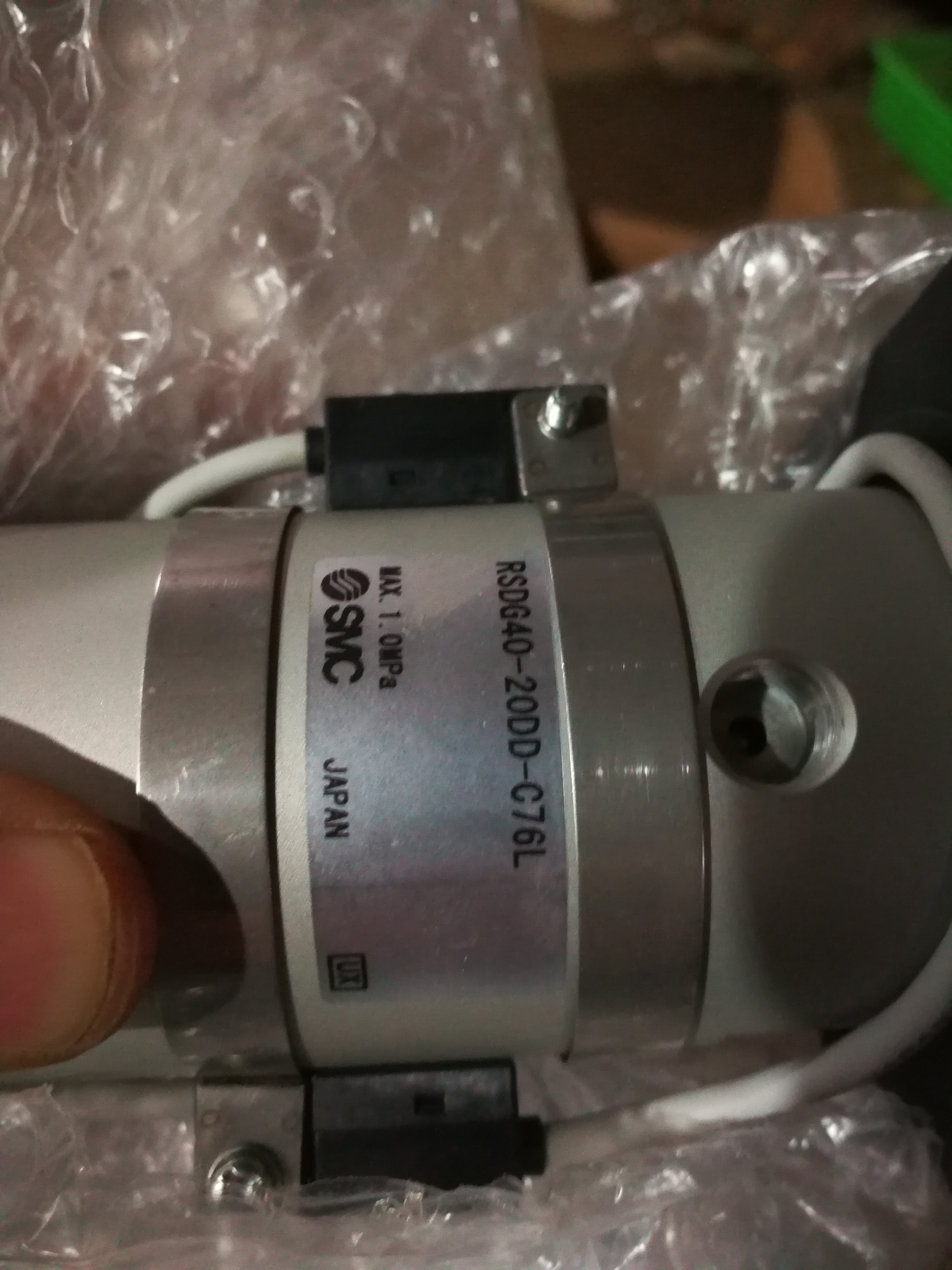 smc Block cylinder,With magnetic,With magnetic switch RSDG40-20DD-C76Lin the Hardware/Tool , Pneumatic Tools , Pneumatic components category - from Buy2taobao.com to provide professional Taobao agent buy service