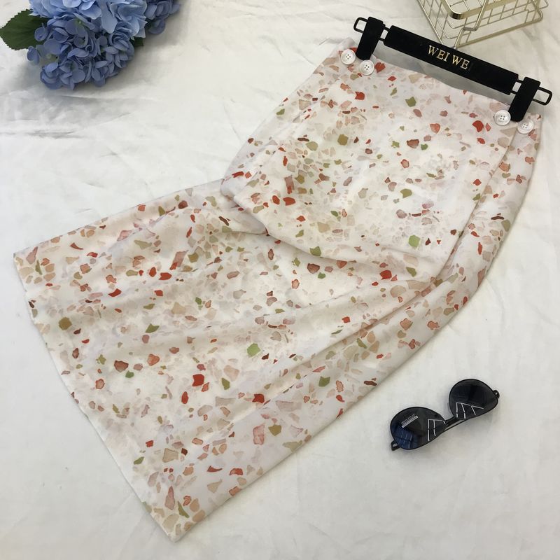 Retro Korean Fan Chiffon skirt Mid length version 2019 summer Like a breath of fresh air printing Show thin Paige Split endsin the Women's clothing/Boutique , Skirts category - from Buy2taobao.com to provide professional Taobao agent buy service