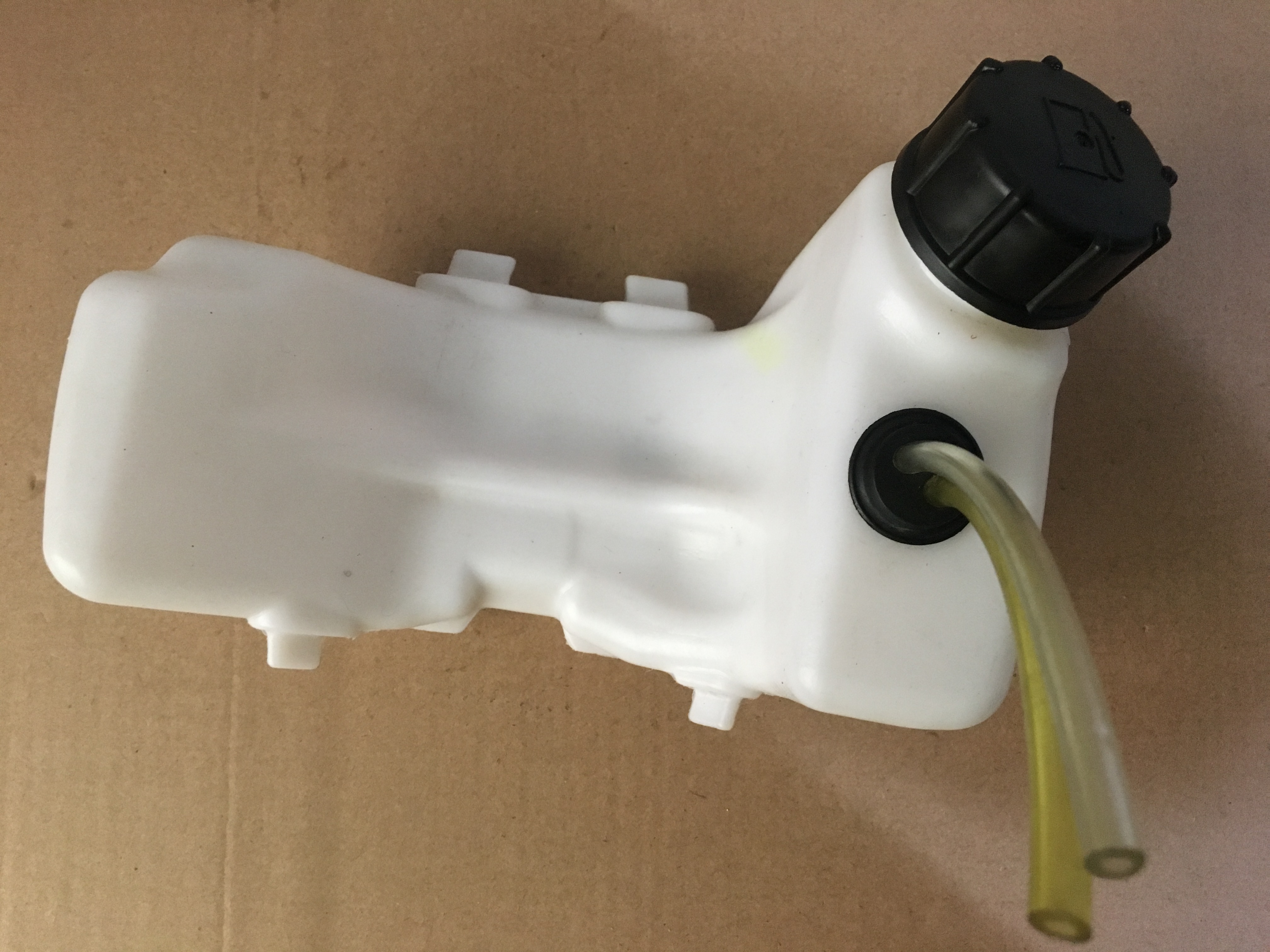 廠價直銷 高品質原廠配件 BC140/BG140割草機 割灌機140油箱總成在類目 鮮花速遞/花卉仿真/綠植園藝, 園藝用品, 割草機/草坪機中 - 來自Buy2taobao.com提供專業的淘寶代購服務