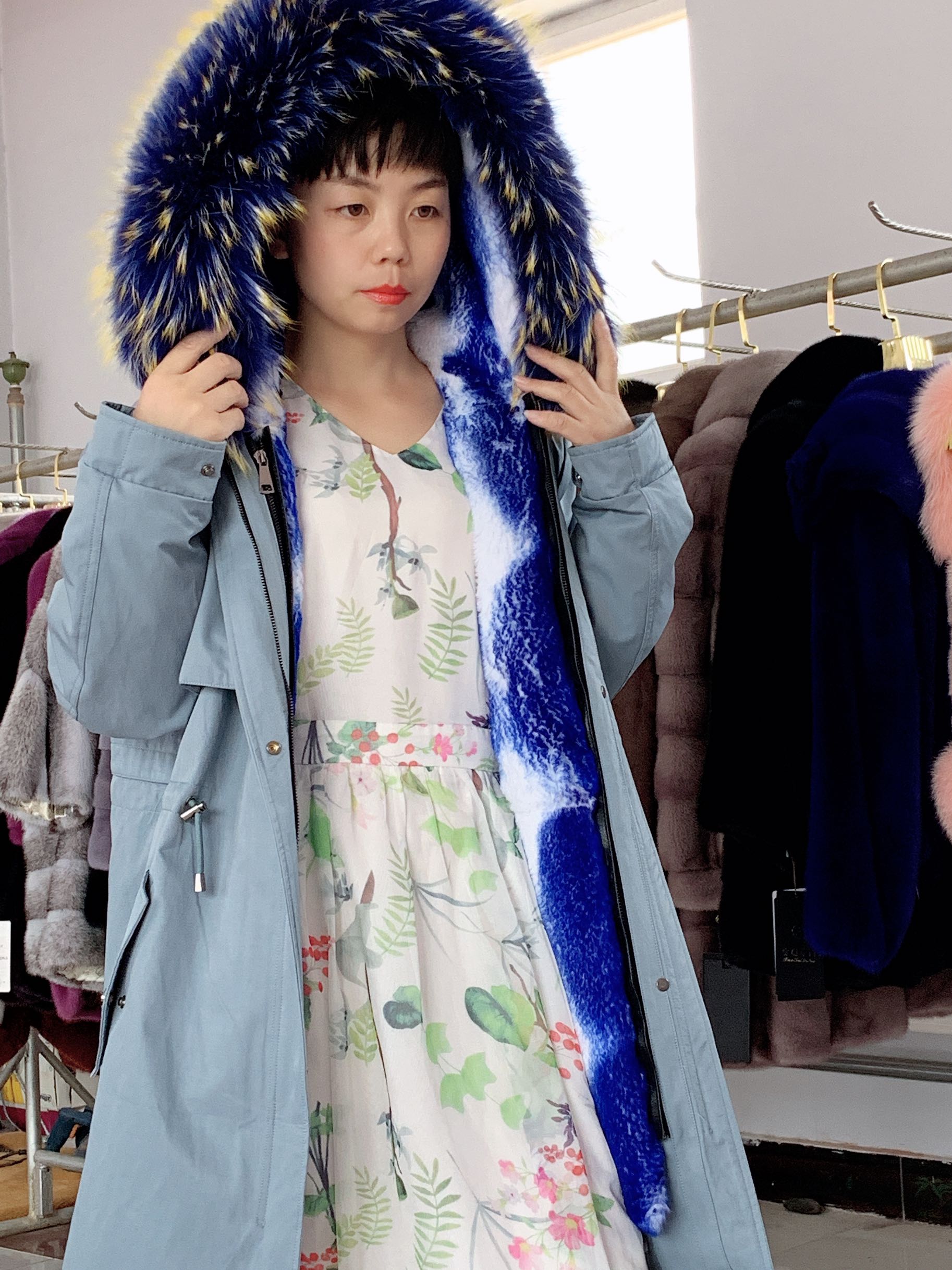 新款派克服大衣女狐狸毛領獺兔毛內膽可拆卸中長款派克皮草外套女在類目 女裝/女士精品, 風衣中 - 來自Buy2taobao.com提供專業的淘寶代購服務