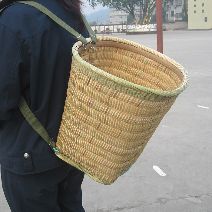 四川农家竹编背篓竹子背篼菜背篓篼赶集买菜背东西背筐大中小包邮在类目 特色手工艺, 地区民间特色手工艺, 竹编/竹雕中 - 来自Buy2taobao.com提供专业的淘宝代购服务