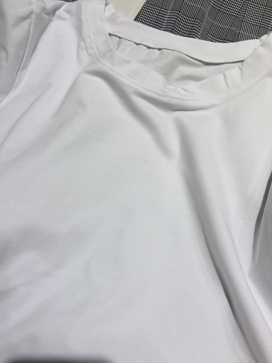 Wood MUMUU6909 White T-shirtin the Women's clothing/Boutique , Cotton/Padded category - from Buy2taobao.com to provide professional Taobao agent buy service