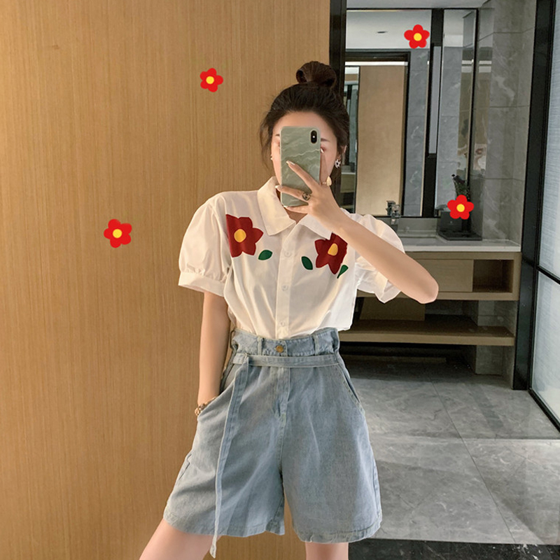 2019夏装新款复古时尚花朵短袖衬衫+阔腿牛仔裤网红套装两件套女在类目 女装/女士精品, 套装/学生校服/工作制服, 时尚套装中 - 来自Buy2taobao.com提供专业的淘宝代购服务