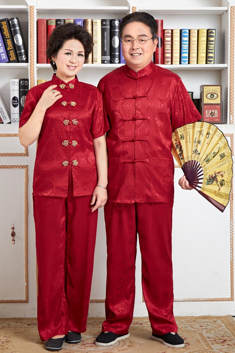 绸缎唐装男女短袖套装奶奶父亲节爸爸妈妈夏季绸缎老人衣服过生日在类目 女装/女士精品, 套装/学生校服/工作制服, 其它套装中 - 来自Buy2taobao.com提供专业的淘宝代购服务