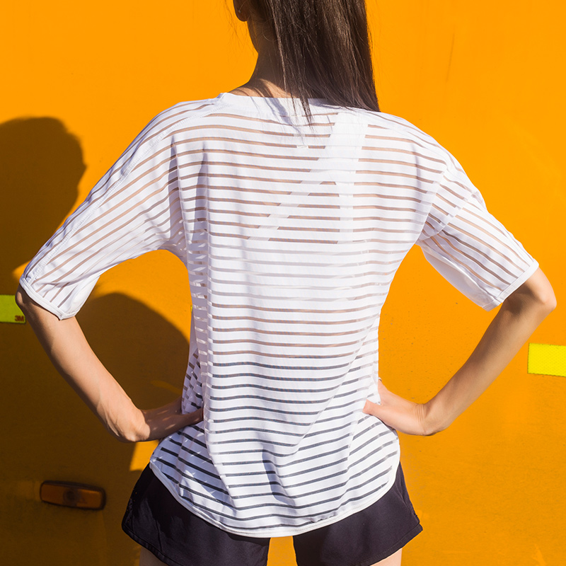 Jacobs stripe motion Short sleeved Quick drying T-shirt Bodybuilding Smock run jacket half sleeve Easy sexy Yoga suitin the Sportswear/Casual Clothing , Sports T-shirt category - from Buy2taobao.com to provide professional Taobao agent buy service