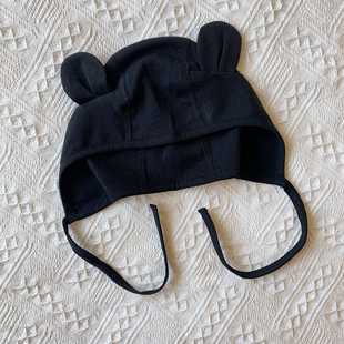 黑色婴儿男女宝宝，属年帽休闲纯棉保暖透气防风系带帽护耳造型