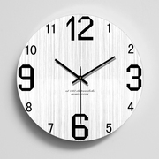 现代简约时尚客厅挂钟创意北欧个性木质木纹静音钟表时钟石英壁钟
