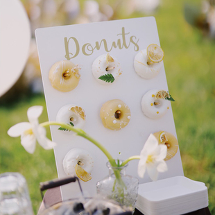 白色木质支架甜甜圈展示架森系甜品台摆件婚礼婚庆订婚甜品台装饰