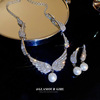锆石翅膀珍珠项链耳环套装气质轻奢，高级感锁骨链，创意设计感饰品女