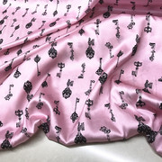 夏季真丝布料19姆米喷绘粉色底钥匙扣图桑蚕丝弹力真丝缎衬衣面料