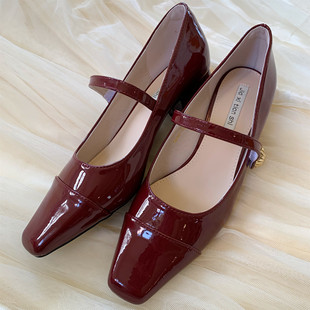 复古酒红法式一字带玛丽珍单鞋，杂志款小红鞋方头粗跟高跟鞋奶奶鞋