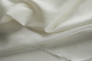 中国丝绸本白色弹力真丝素绉缎布料桑蚕丝重缎服装礼服丝绸面料