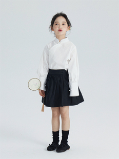 新中式国风白色立领盘扣长袖衬衫，女童春秋气质，清冷感衬衣搭配短裙