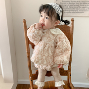 2023冬季韩版婴儿夹棉套装女宝宝碎花蕾丝领上衣短裤两件套