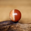 西亚百年红色缠丝一线要是老玛瑙圆珠，12.1x11.3皮壳包浆熟美