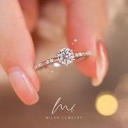 莫桑石戒指女纯银小众设计高级感经典六爪求婚钻戒仿真结婚戒