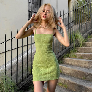 kliou牛油果绿色针织吊带裙显瘦收腰菱形格纹复古连衣裙包臀短裙