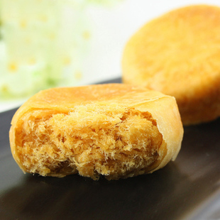 友臣肉松饼500g零食营养早餐，面包糕点心休闲充饥晚上解馋饼干整箱