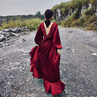 奈良海南三亚沙滩裙，红色海边度假连衣裙波，西米亚长裙子女夏季超仙