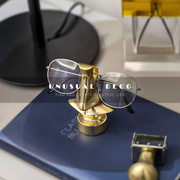 现代欧式眼镜支架电镀金色金属创意摆件样板间书房卧室梳妆台饰品
