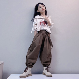 女童秋冬套装韩版儿童女孩设计感卫衣中大童时髦加绒工装裤两件套