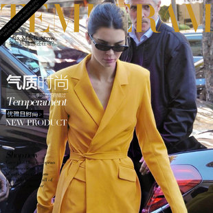 2023春秋女式小西装肯豆Kendall同款街拍好版型休闲黄色西服套装