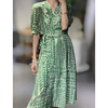 2023女法式小众设计冷淡风高级感梨型身材绿色碎花v领连衣裙