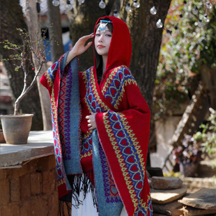 民族风红色披肩斗篷带帽大披风厚云南丽江新疆西藏青海湖旅游穿搭